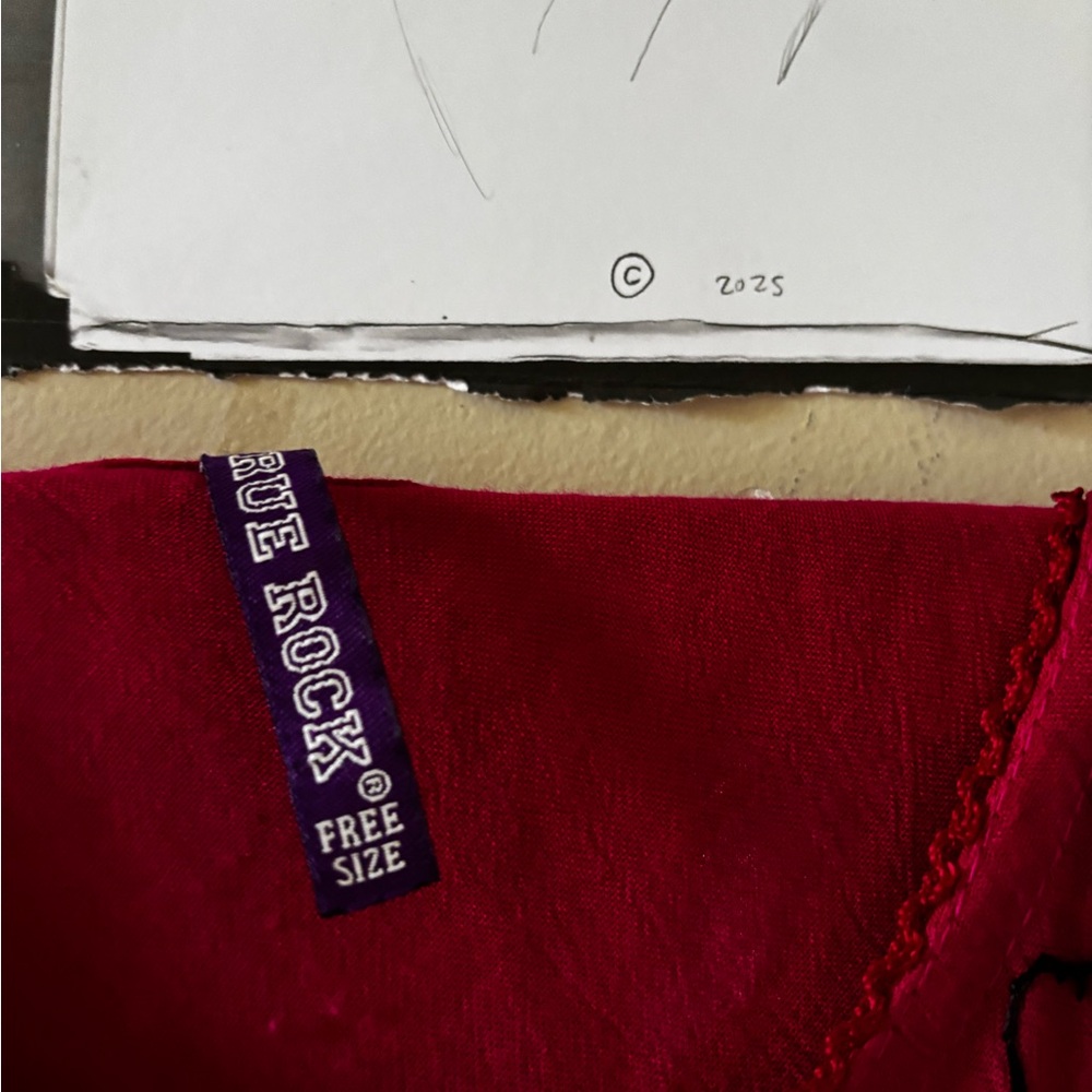 True Rock Crimson Free Size Top